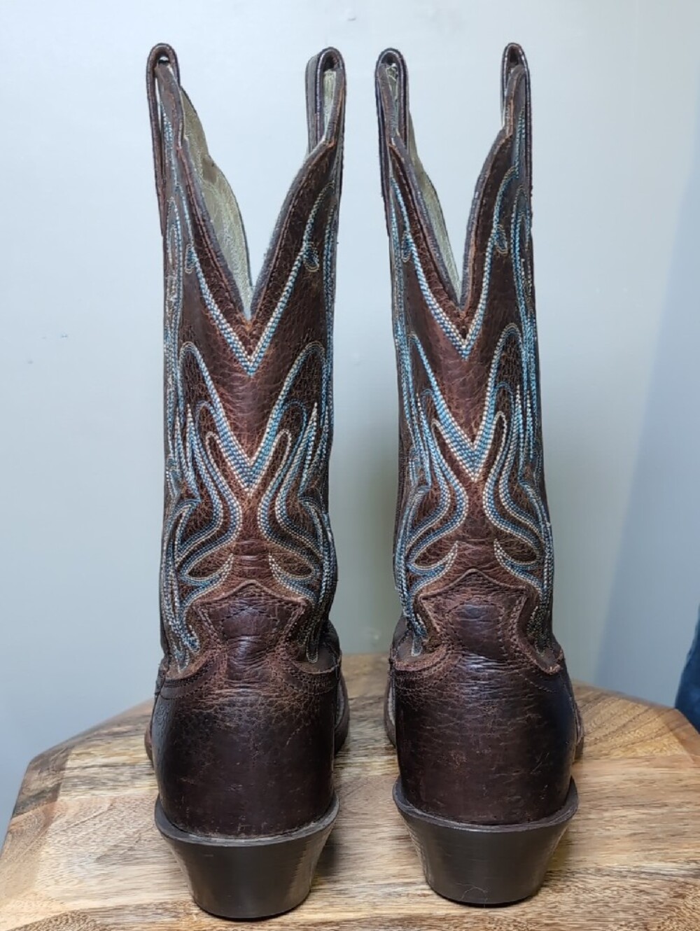 Ariat Legend Western Cowgirl Boots - Picture 7 of 13